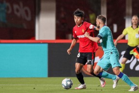 开云体育-梅西在FPX比赛中势不可挡，突破纪录引发热议！的简单介绍