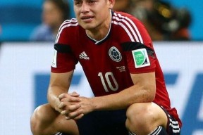 开云体育-莱万多夫斯基爆冷击败拜仁，高光表现引爆全场！的简单介绍