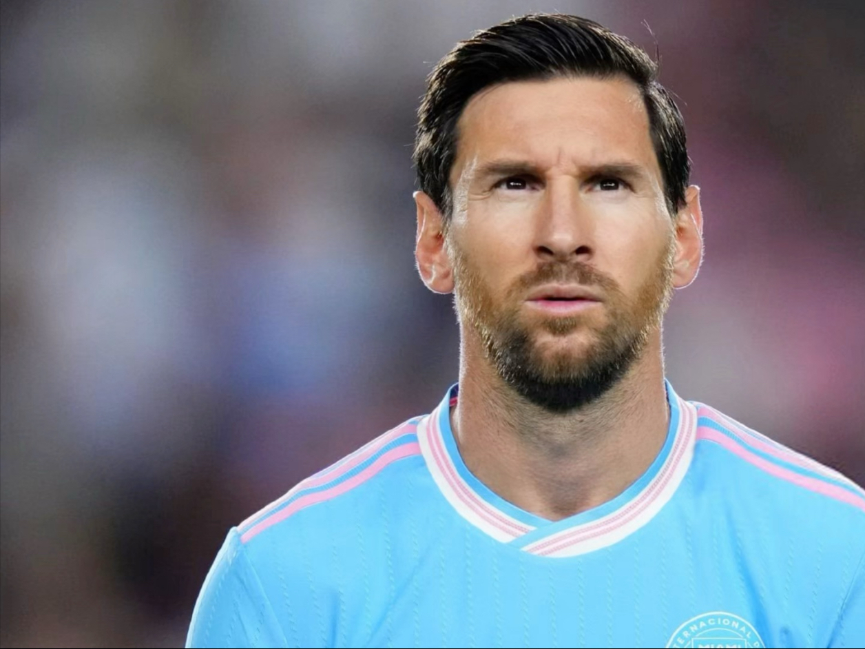 关于梅西回归赛场,大胜首场状态亮眼,西班牙队观众沸腾!的信息 关于梅西回归赛场,大胜首场状态亮眼,西班牙队观众沸腾!的信息